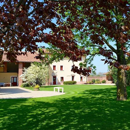 Agriturismo Borgo Tecla Rosa Bagian luar foto