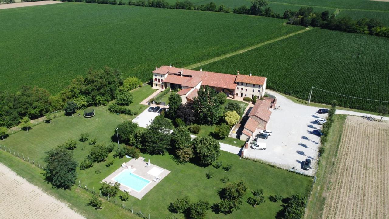 Agriturismo Borgo Tecla Rosa Bagian luar foto