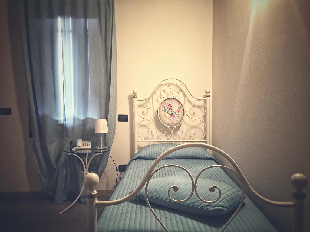 Agriturismo Borgo Tecla Rosa Bagian luar foto