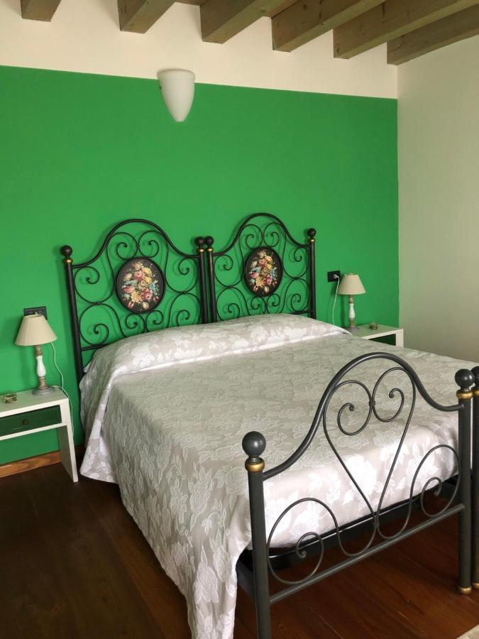 Agriturismo Borgo Tecla Rosa Bagian luar foto